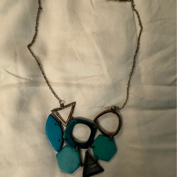 Ten thousand villages abstract necklace - Picture 3 of 3